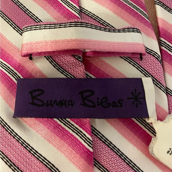 Classic Pink and Cream Striped Tie - Picture 5 of 9